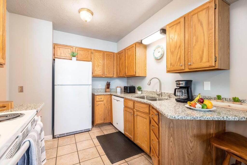 Wasatch Grove - Prvt Hot Tub, Close To Resorts! Cottonwood Heights Экстерьер фото